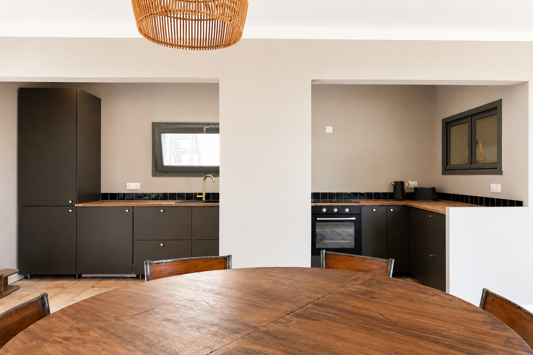  Uzès within walking distance – Renovated single-storey home with exceptional vi… - 物件實景