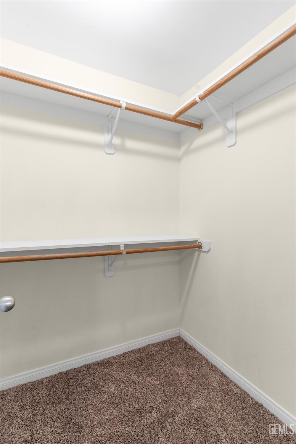 Bakersfield, California, 93311, United States, 5 Bedrooms Bedrooms, ,2 BathroomsBathrooms,Residential,For Sale,1985071