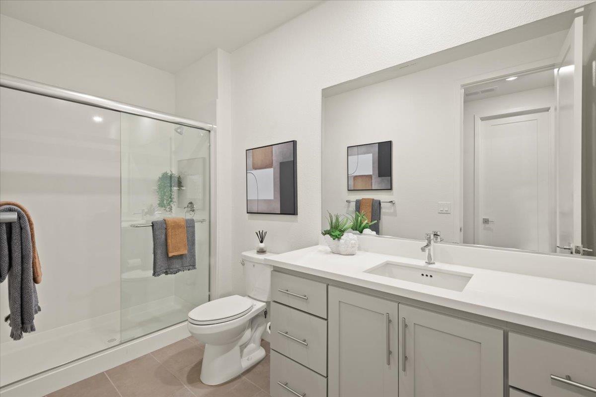 Gilroy, California, 95020, United States, 4 Bedrooms Bedrooms, ,3 BathroomsBathrooms,Residential,For Sale,1907628