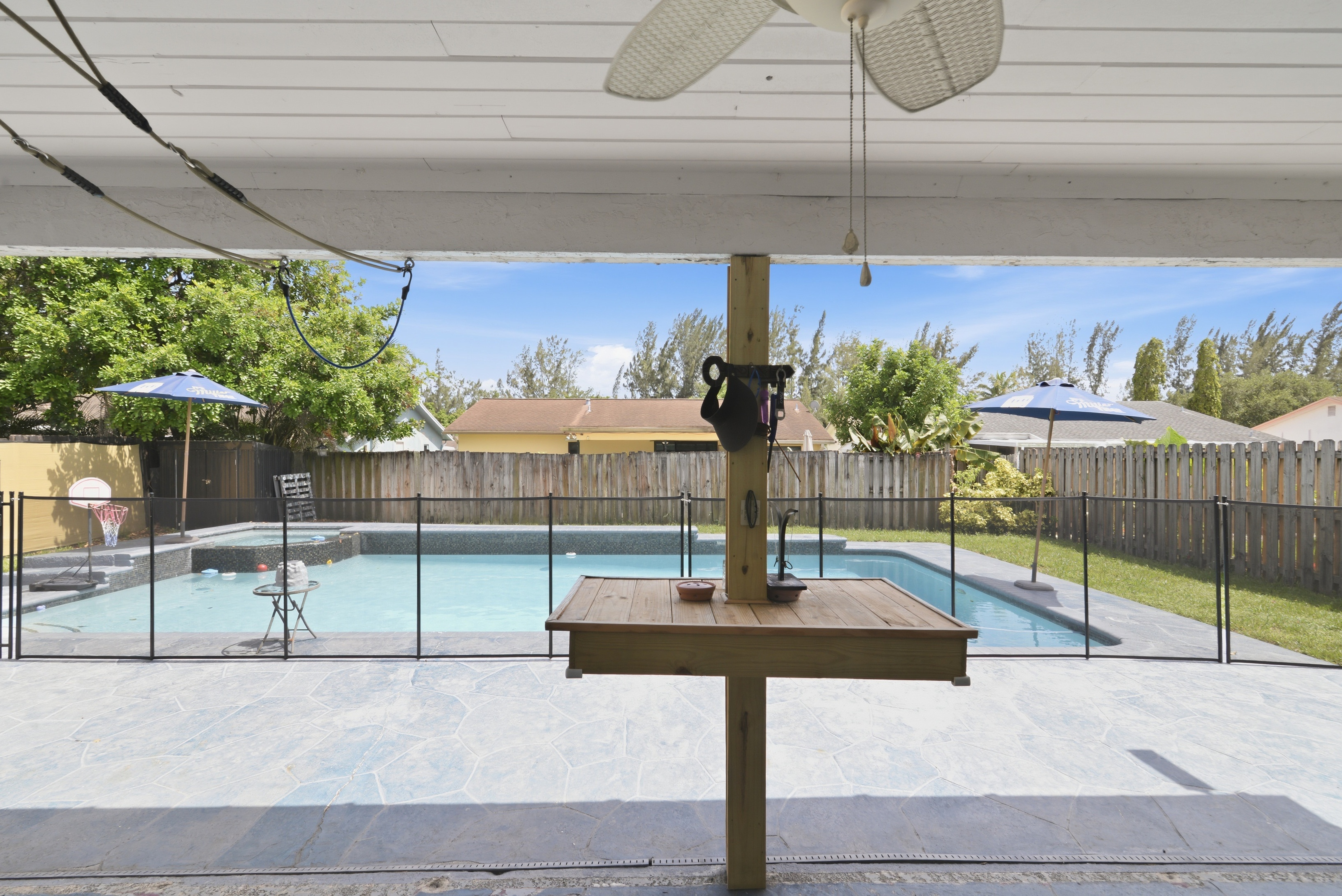  10960 NW 21st St, Sunrise, FL, 33322 - 物件實景