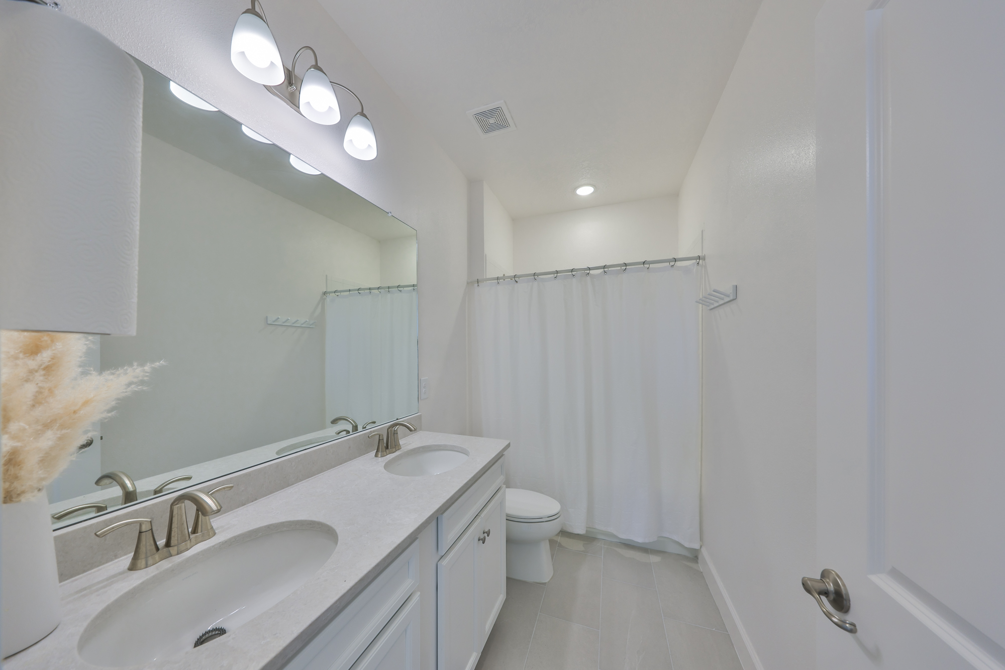 Apollo Beach, Florida, 33572, United States, 4 Bedrooms Bedrooms, ,3 BathroomsBathrooms,Residential,For Sale,1996382