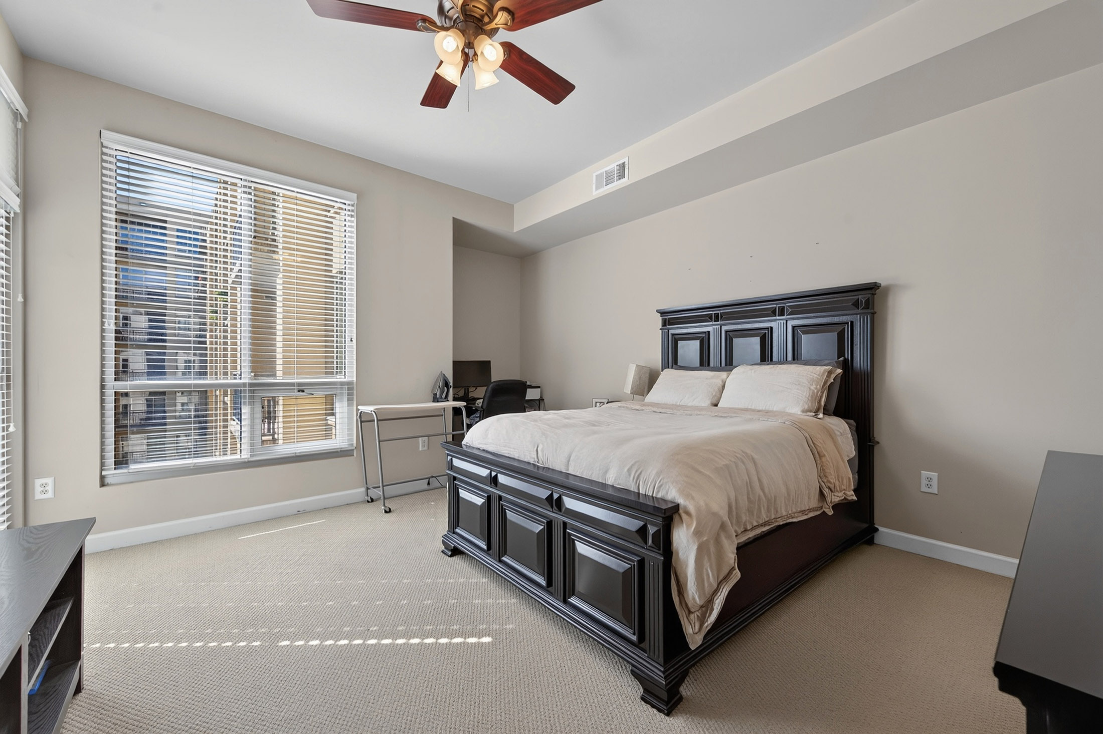  Stylish One Bedroom Condo with Great Amenities and Exceptional Buckhead Location - 物件實景