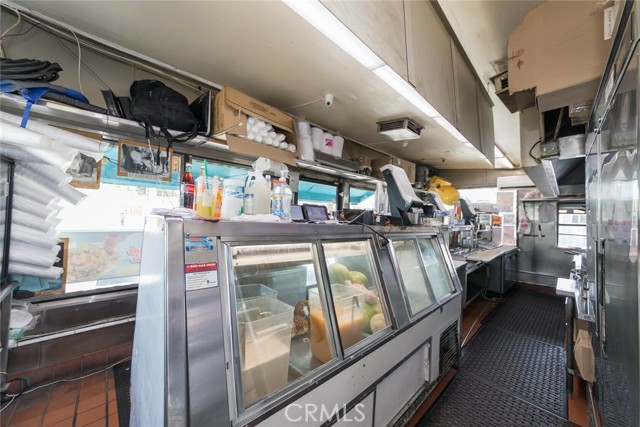 Lynwood, California, 90262, United States, ,Residential,For Sale,2048938