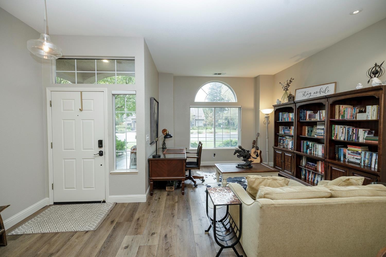 Turlock, California, 95382, United States, 4 Bedrooms Bedrooms, ,2 BathroomsBathrooms,Residential,For Sale,1987416