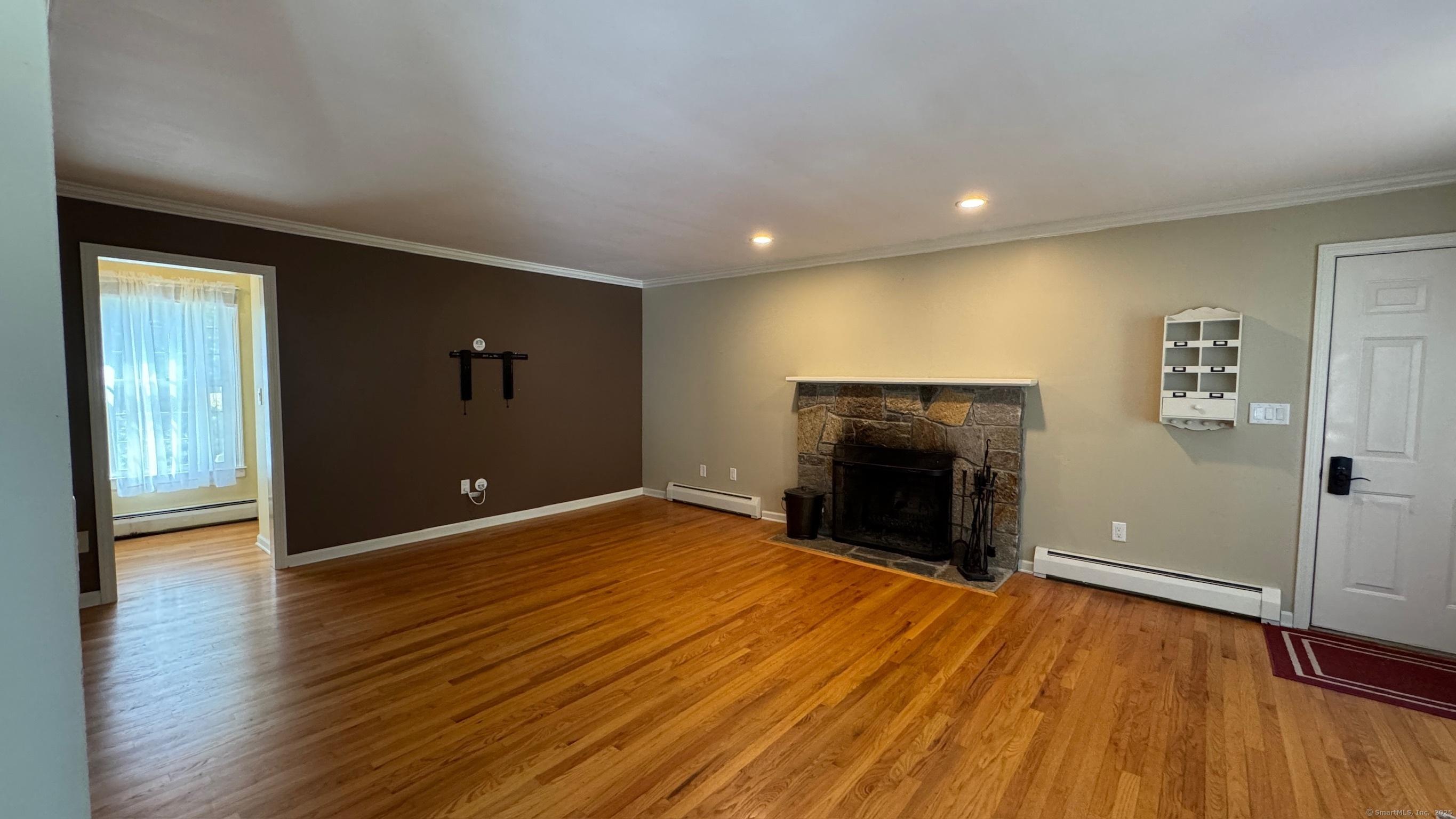 Guilford, Connecticut, 06437, United States, 4 Bedrooms Bedrooms, ,3 BathroomsBathrooms,Residential,For Sale,1938049
