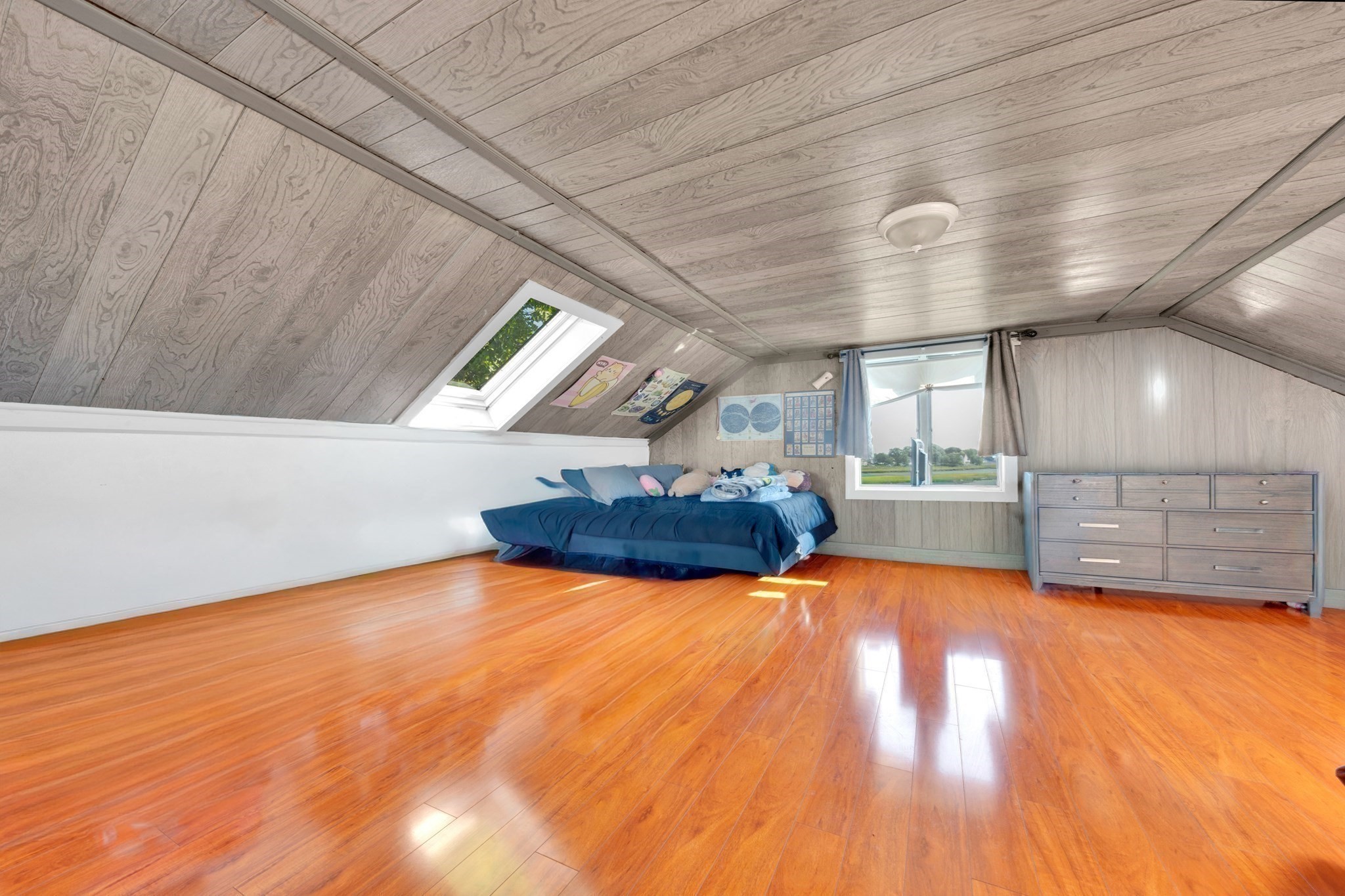 Lynn, Massachusetts, 01905, United States, 4 Bedrooms Bedrooms, ,3 BathroomsBathrooms,Residential,For Sale,1979746