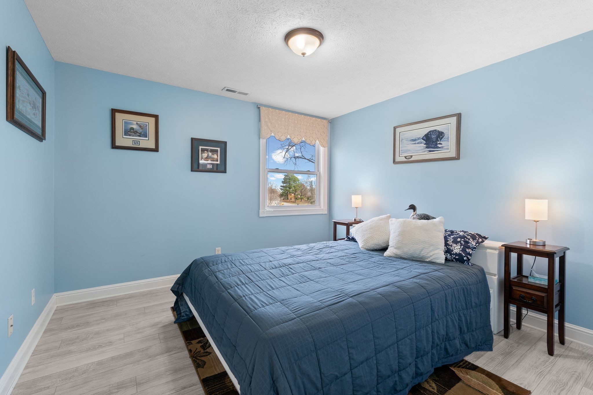 Lewisburg, Tennessee, 37091, United States, 4 Bedrooms Bedrooms, ,3 BathroomsBathrooms,Residential,For Sale,1999662