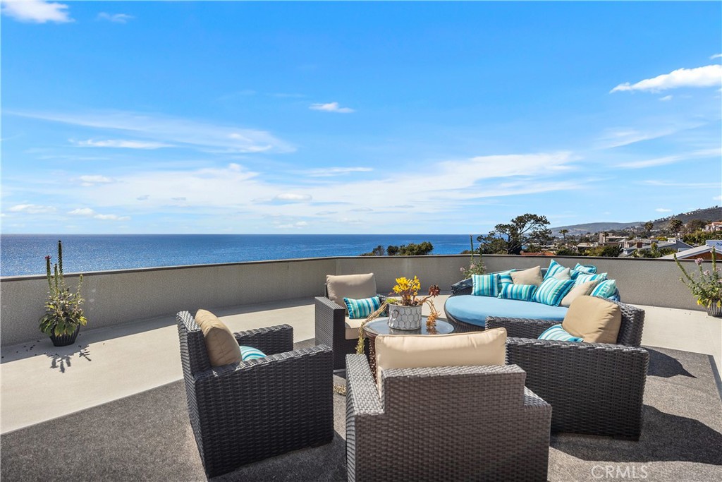 Laguna Beach, California, 92651, United States, 4 Bedrooms Bedrooms, ,4 BathroomsBathrooms,Residential,For Sale,1787523