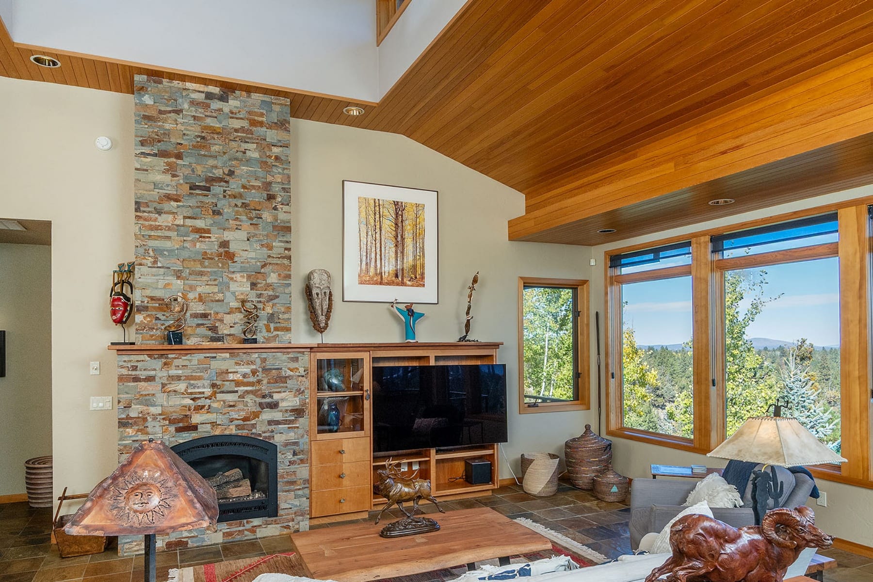  885 NW Chelsea Loop Bend, OR 97703 - 物件實景