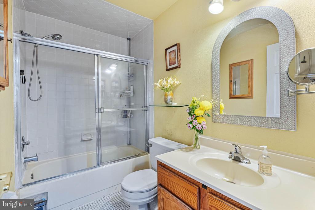 Plainsboro, New Jersey, 08536, United States, 3 Bedrooms Bedrooms, ,3 BathroomsBathrooms,Residential,For Sale,1975550