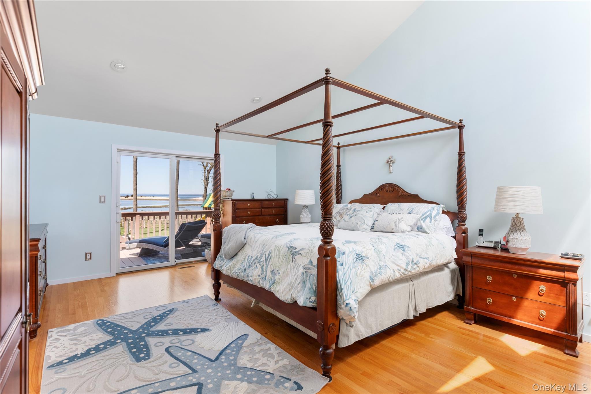 East Setauket, New York, 11733, United States, 5 Bedrooms Bedrooms, ,4 BathroomsBathrooms,Residential,For Sale,2048500
