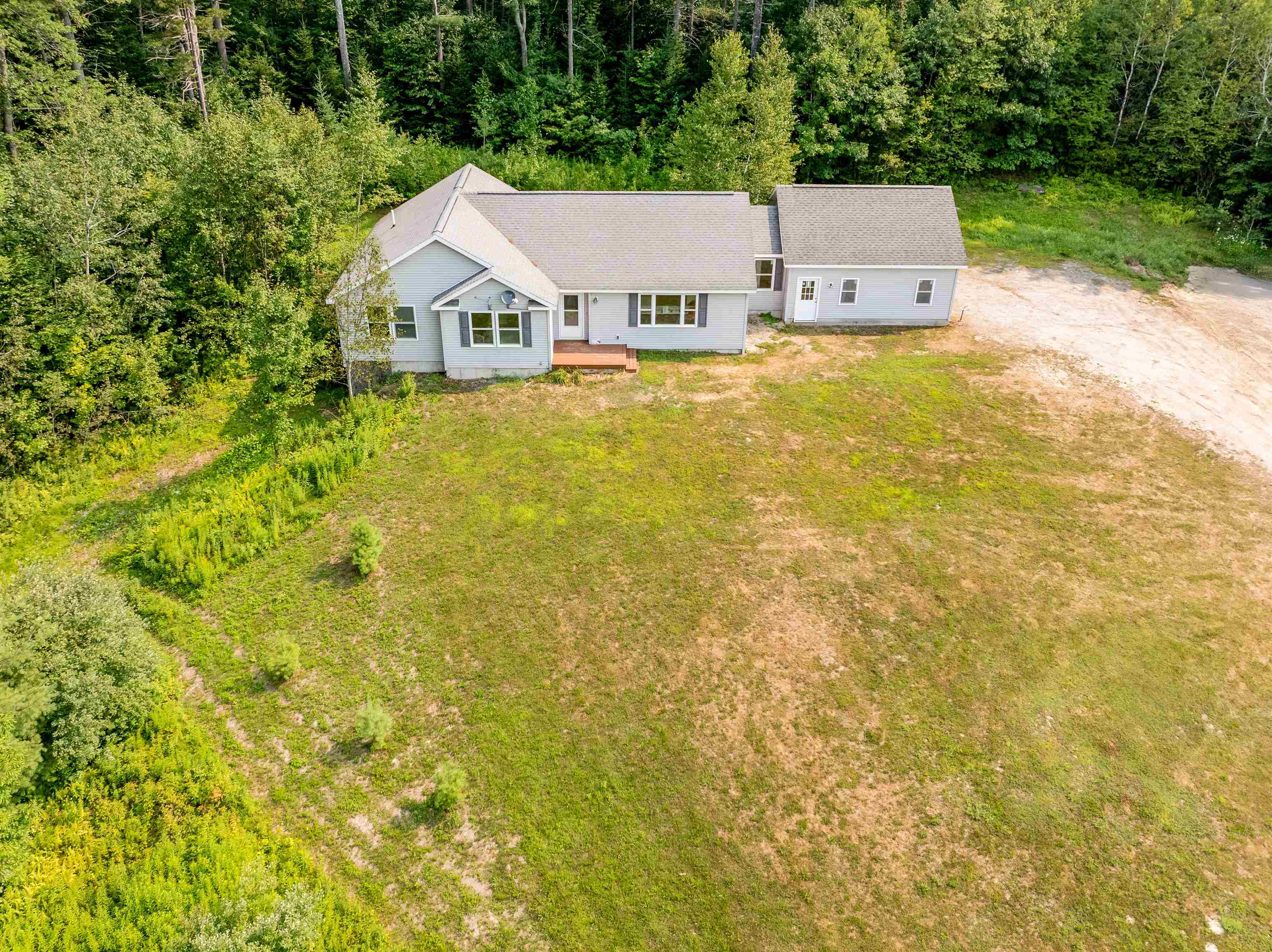 Sunapee, New Hampshire, 03782, United States, 2 Bedrooms Bedrooms, ,3 BathroomsBathrooms,Residential,For Sale,1932785