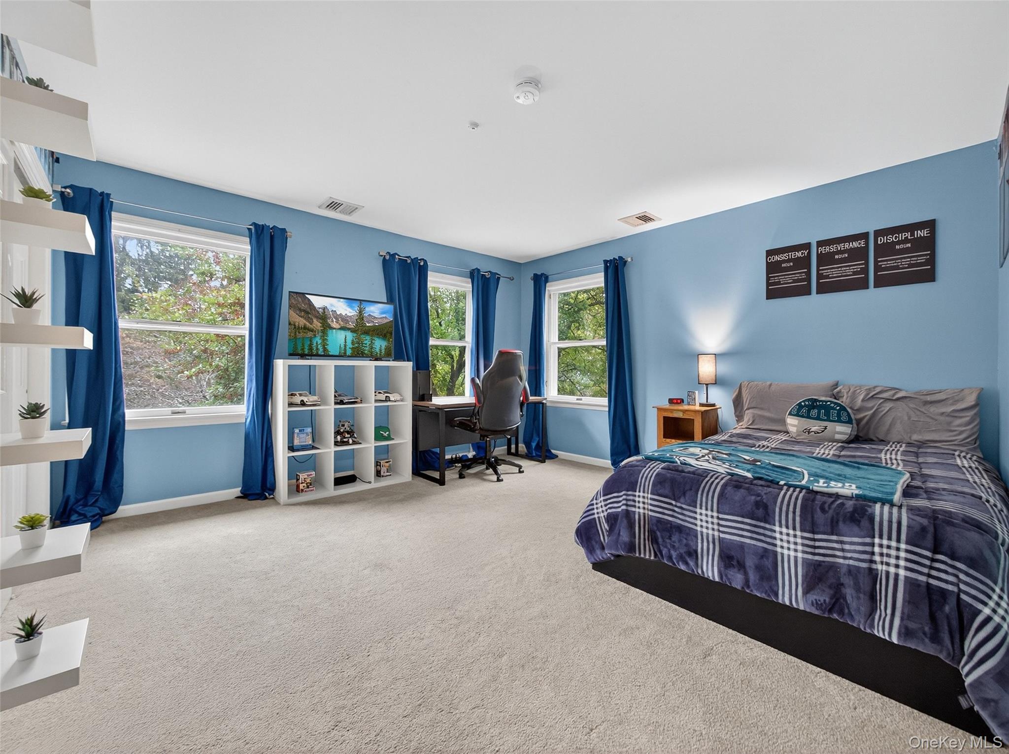 Montebello, New York, 10901, United States, 5 Bedrooms Bedrooms, ,4 BathroomsBathrooms,Residential,For Sale,1987706