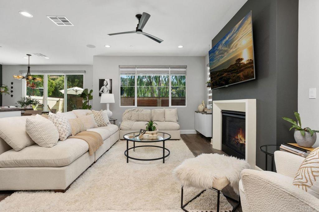 Carlsbad, California, 92010, United States, 3 Bedrooms Bedrooms, ,3 BathroomsBathrooms,Residential,For Sale,1942261