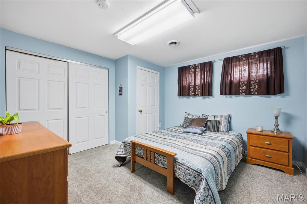 Unincorporated, Missouri, 63129, United States, 4 Bedrooms Bedrooms, ,4 BathroomsBathrooms,Residential,For Sale,1992793