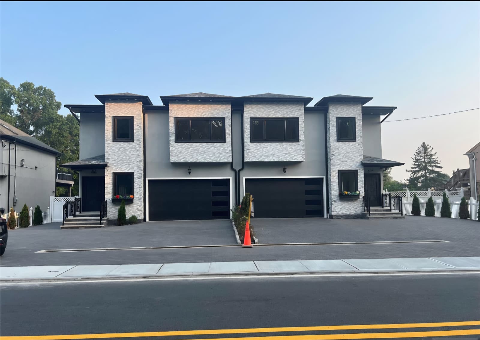 Little Ferry, New Jersey, 07643, United States, 5 Bedrooms Bedrooms, ,4 BathroomsBathrooms,Residential,For Sale,1980185