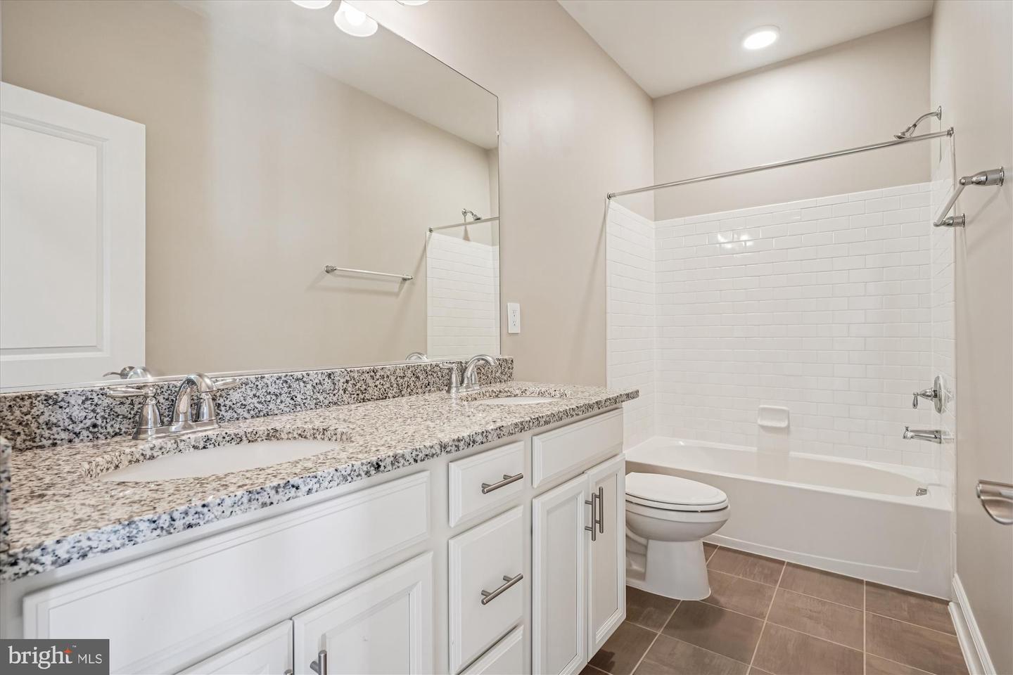 Dumfries, Virginia, 22026, United States, 3 Bedrooms Bedrooms, ,3 BathroomsBathrooms,Residential,For Sale,1988317