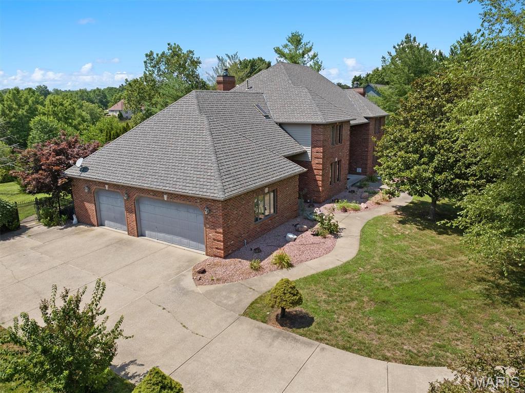 Shiloh, Illinois, 62221, United States, 5 Bedrooms Bedrooms, ,6 BathroomsBathrooms,Residential,For Sale,1890091