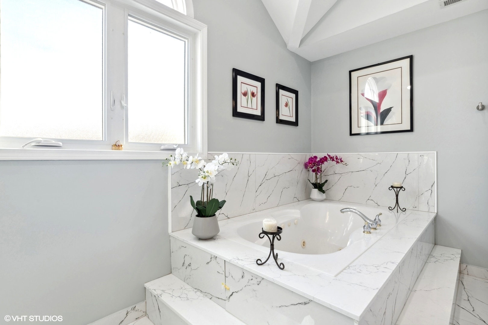 8297 Washington Street, Niles, Illinois, 60714, United States, 4 Bedrooms Bedrooms, ,3 BathroomsBathrooms,Residential,For Sale,8297 Washington Street,1499524