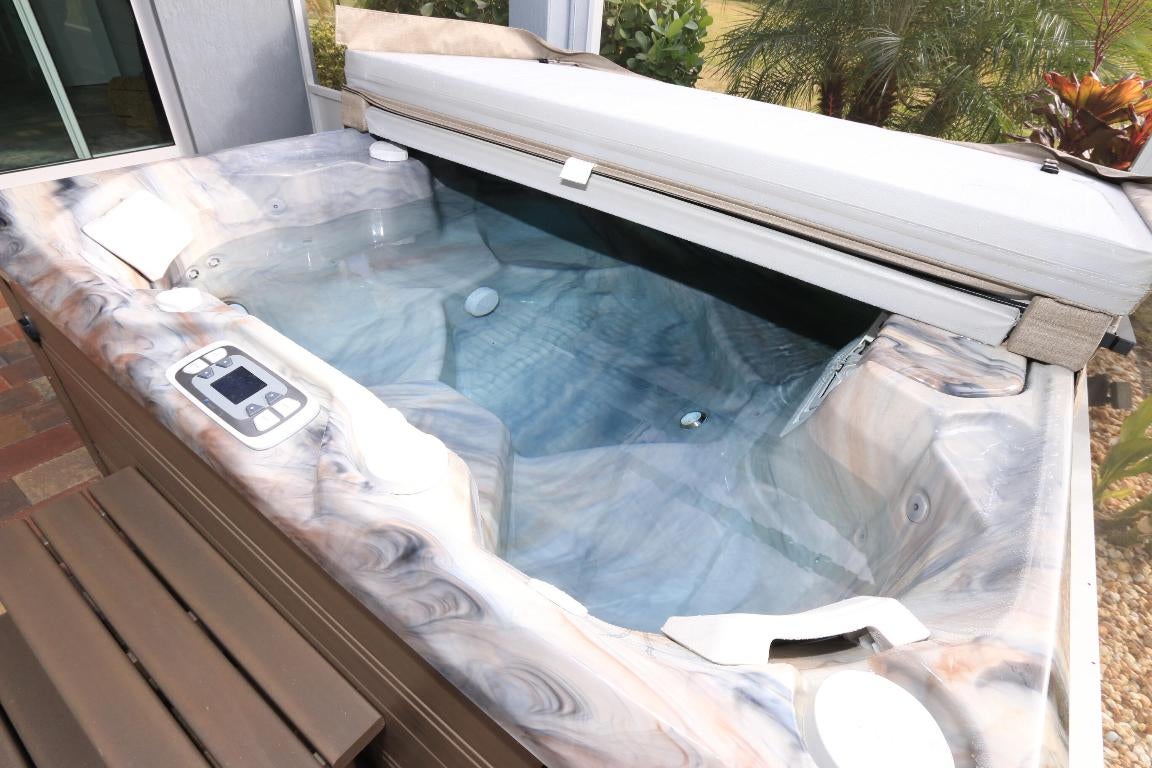 Port St Lucie, Florida, 34987, United States, 3 Bedrooms Bedrooms, ,2 BathroomsBathrooms,Residential,For Sale,2006436