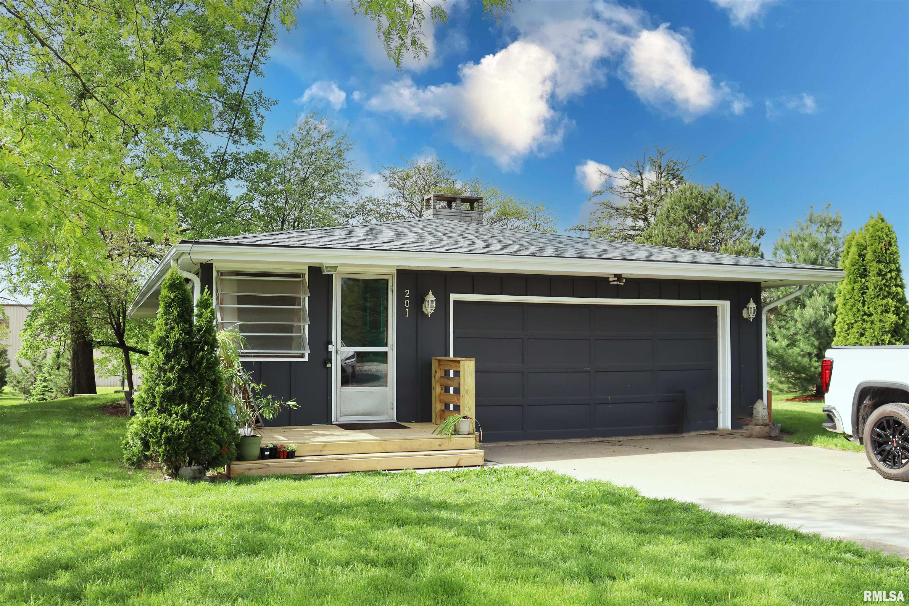 Washington, Illinois, 61571, United States, 3 Bedrooms Bedrooms, ,2 BathroomsBathrooms,Residential,For Sale,1942295