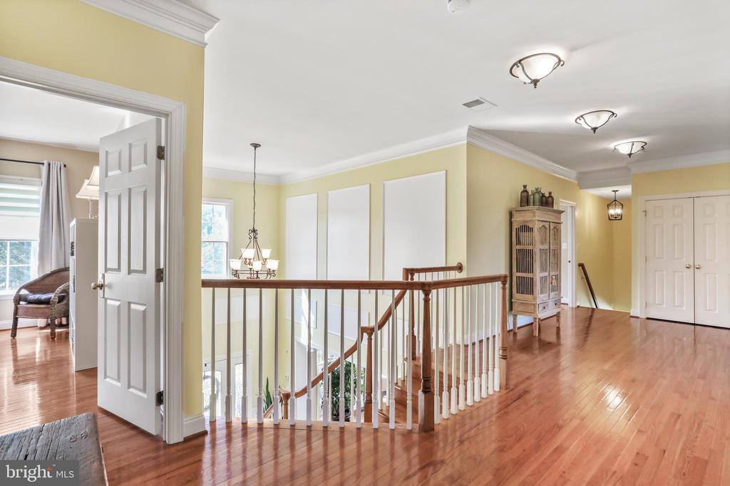 Waterford, Virginia, 20197, United States, 4 Bedrooms Bedrooms, ,5 BathroomsBathrooms,Residential,For Sale,1941290