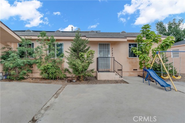 Los Angeles, California, 91605, United States, 5 Bedrooms Bedrooms, ,4 BathroomsBathrooms,Residential,For Sale,1979926