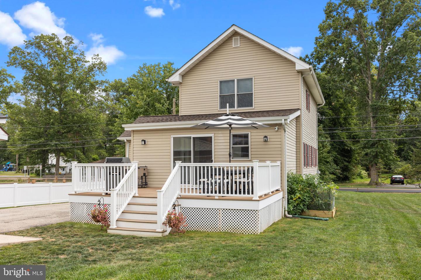 Pennington, New Jersey, 08534, United States, 4 Bedrooms Bedrooms, ,2 BathroomsBathrooms,Residential,For Sale,1940207