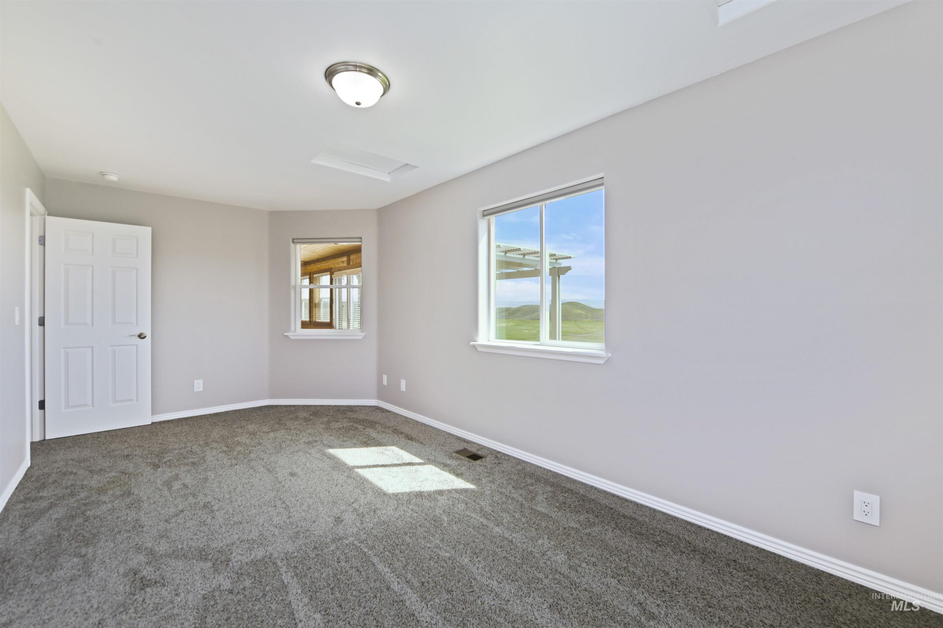 Payette, Idaho, 83661, United States, 4 Bedrooms Bedrooms, ,Residential,For Sale,1891949