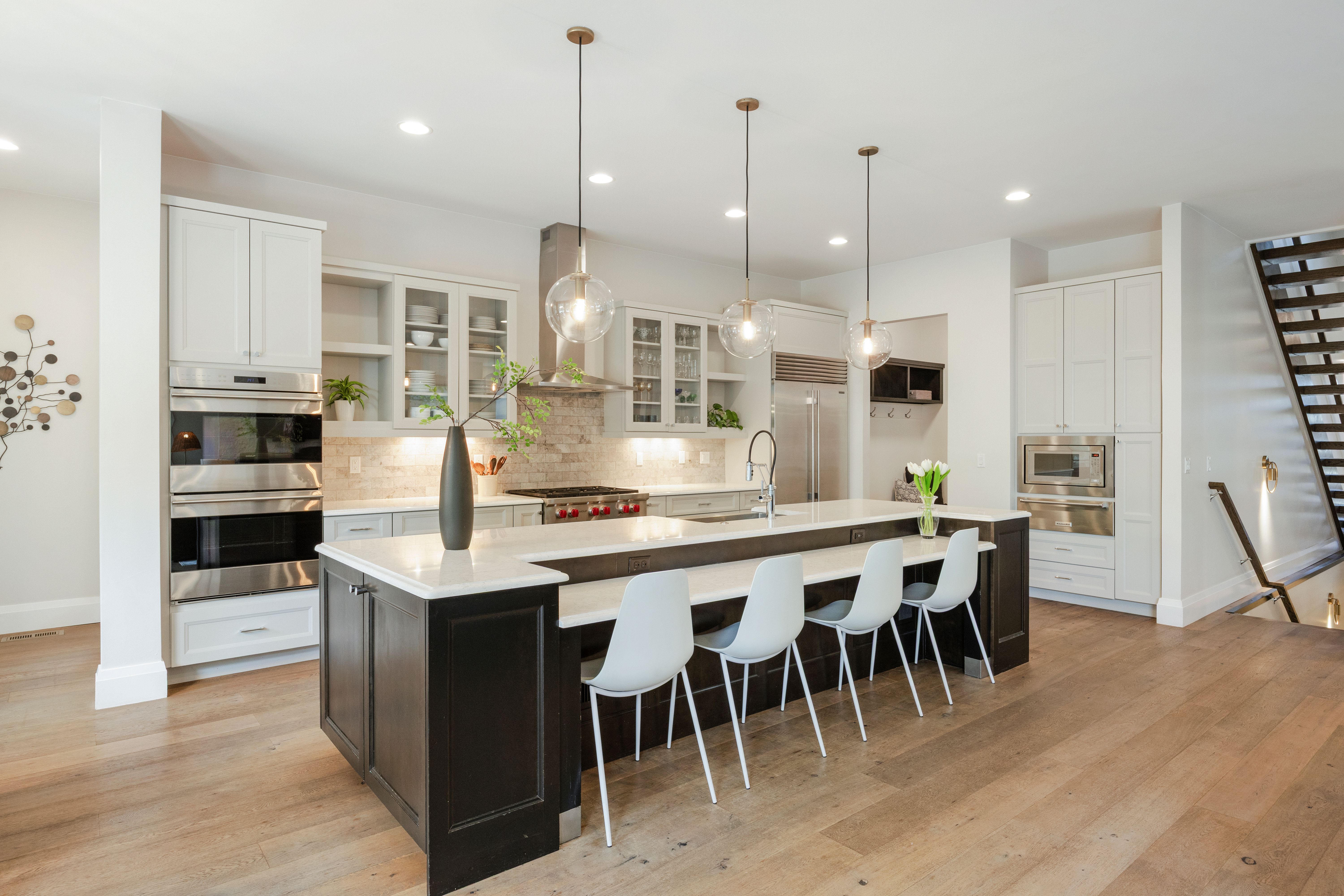  Exceptional Contemporary Move-In Ready Designed For Modern Living - 物件實景