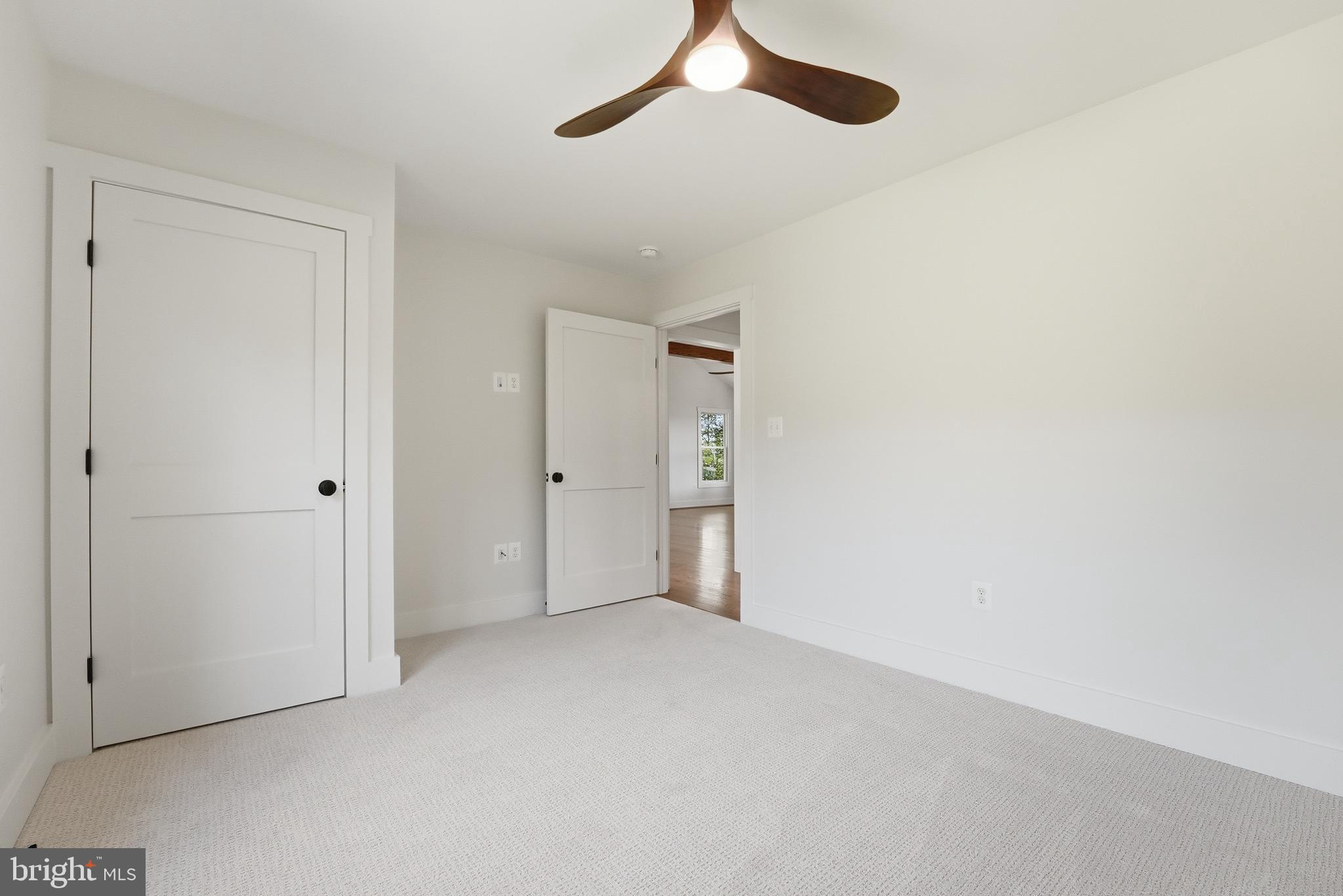 Reva, Virginia, 22735, United States, 2 Bedrooms Bedrooms, ,2 BathroomsBathrooms,Residential,For Sale,2048216