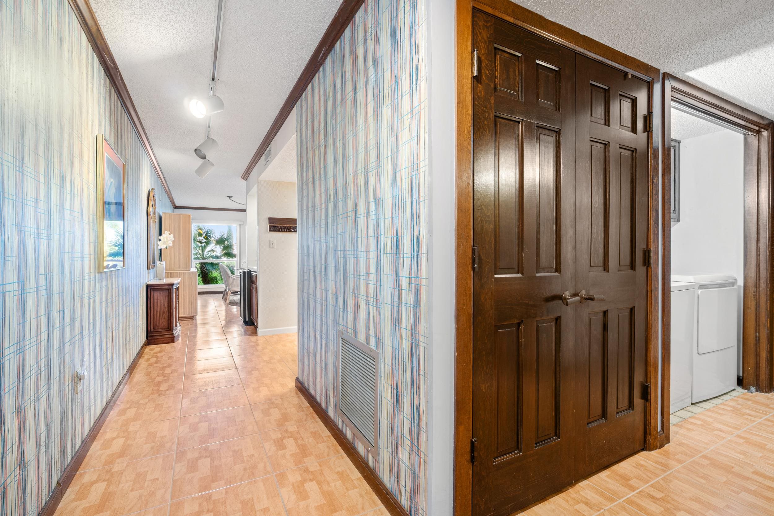 St. Augustine, Florida, 32080, United States, 2 Bedrooms Bedrooms, ,2 BathroomsBathrooms,Residential,For Sale,1988581