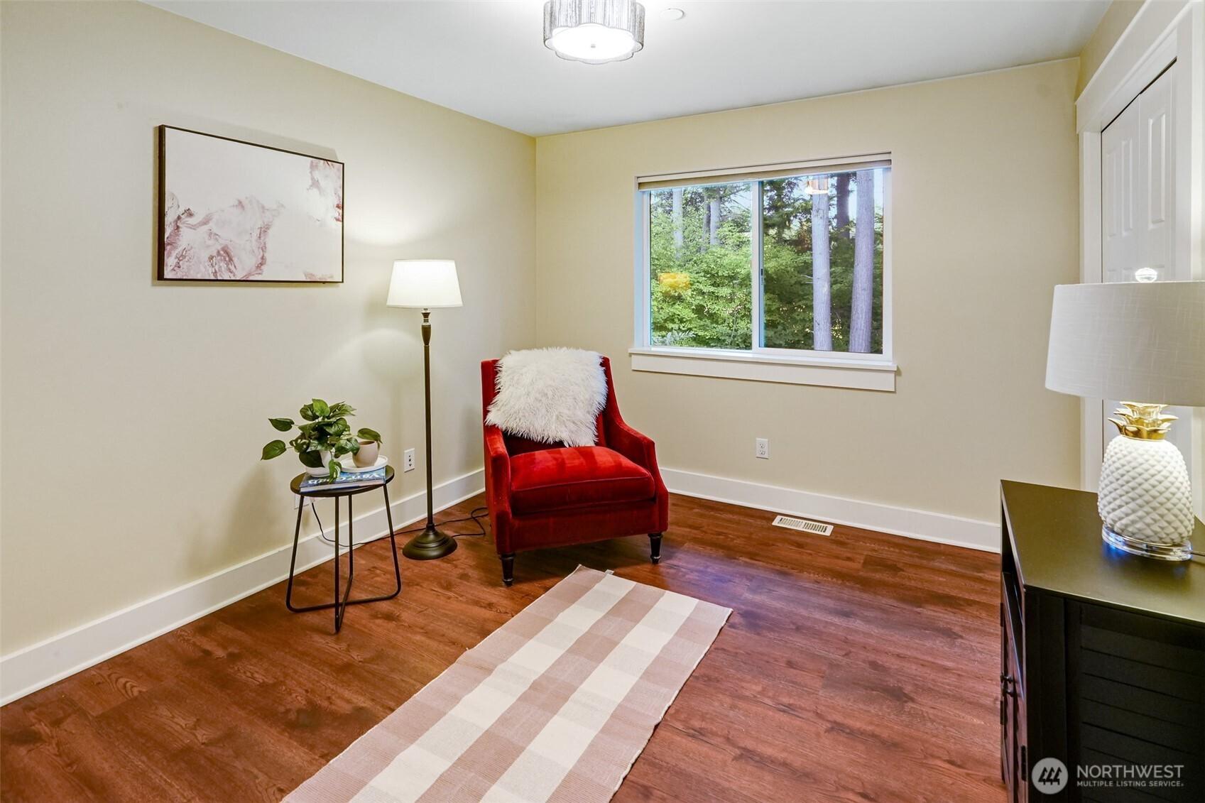 RENTON, Washington, 98058, United States, 4 Bedrooms Bedrooms, ,3 BathroomsBathrooms,Residential,For Sale,1933643