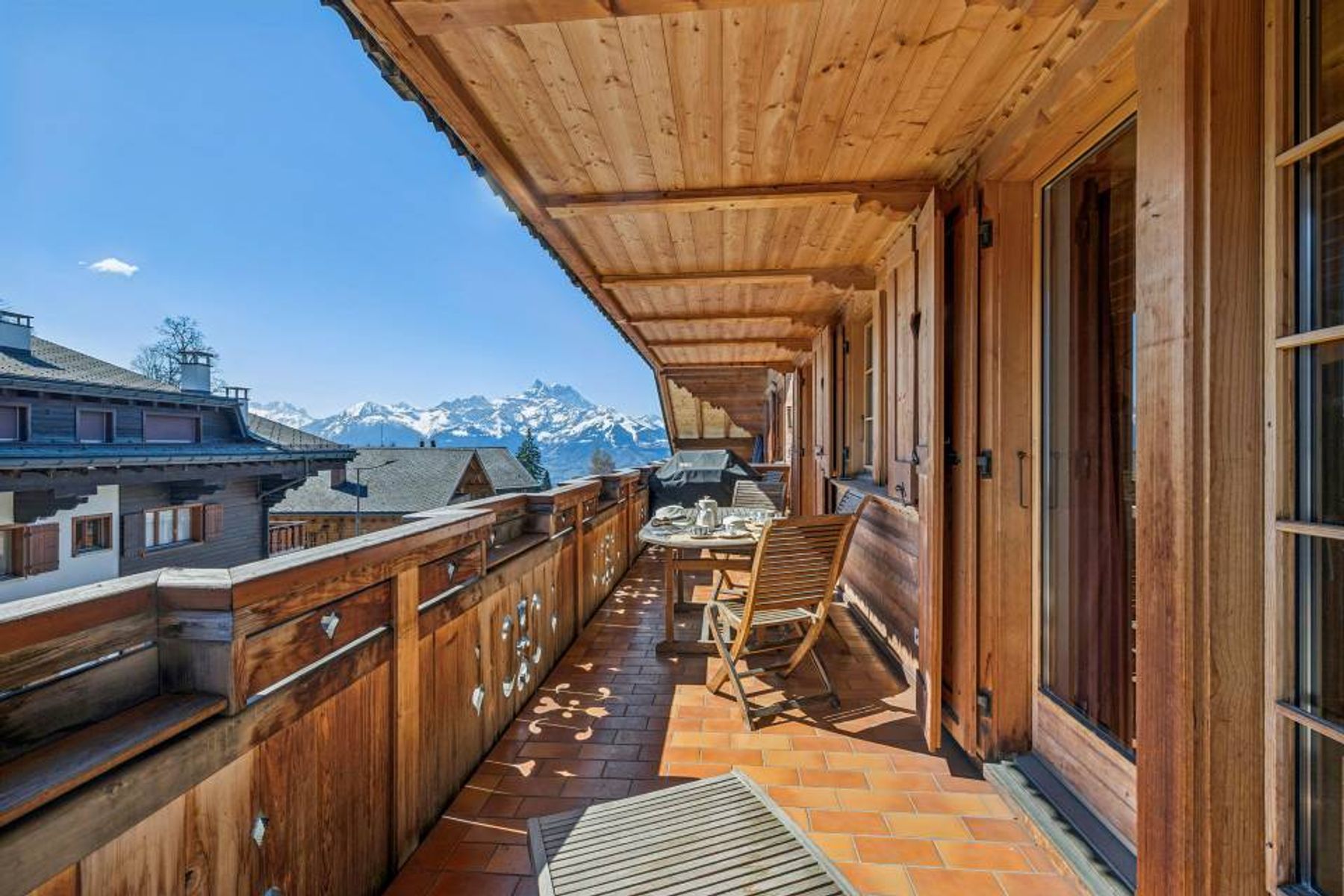  Villars, prime location 3.5p with cachet, large balcony, lovely view and parking - 物件實景