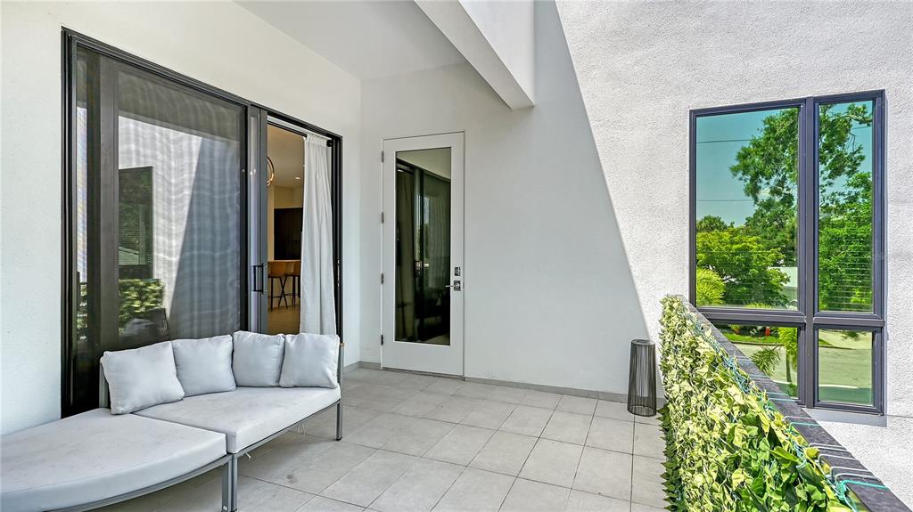 Sarasota, Florida, 34236, United States, 4 Bedrooms Bedrooms, ,4 BathroomsBathrooms,Residential,For Sale,1796766