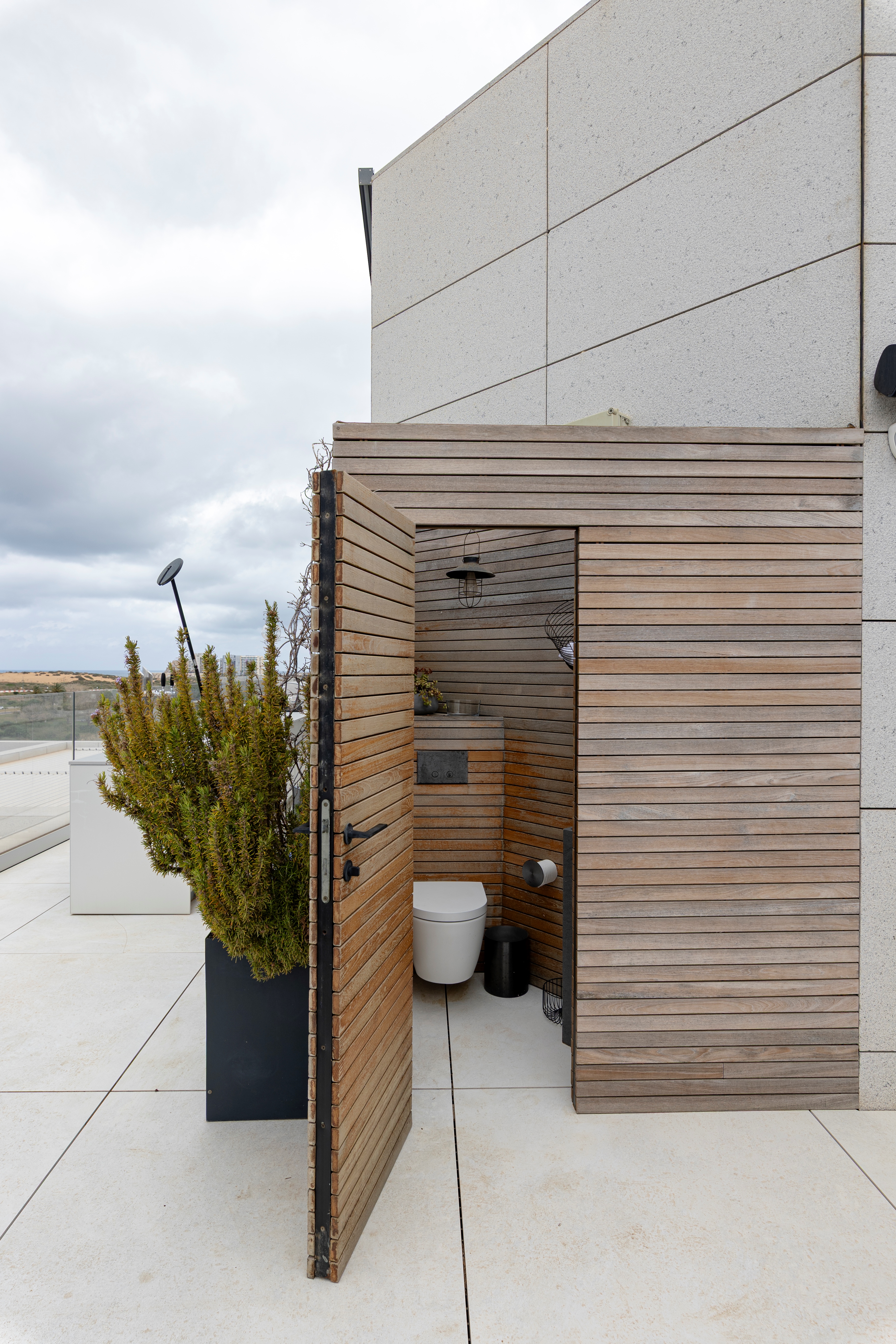  Above the Coastline: Resort-Style Penthouse in Northern Tel Aviv - 物件實景