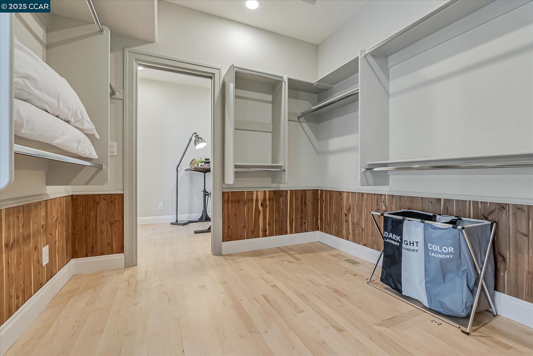 Orinda, California, 94563, United States, 4 Bedrooms Bedrooms, ,3 BathroomsBathrooms,Residential,For Sale,1942237