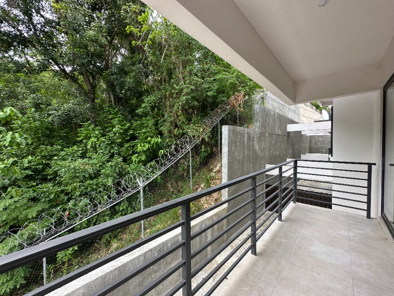 Kingston 6, JM, 2 Bedrooms Bedrooms, ,3 BathroomsBathrooms,Residential,For Sale,1838960