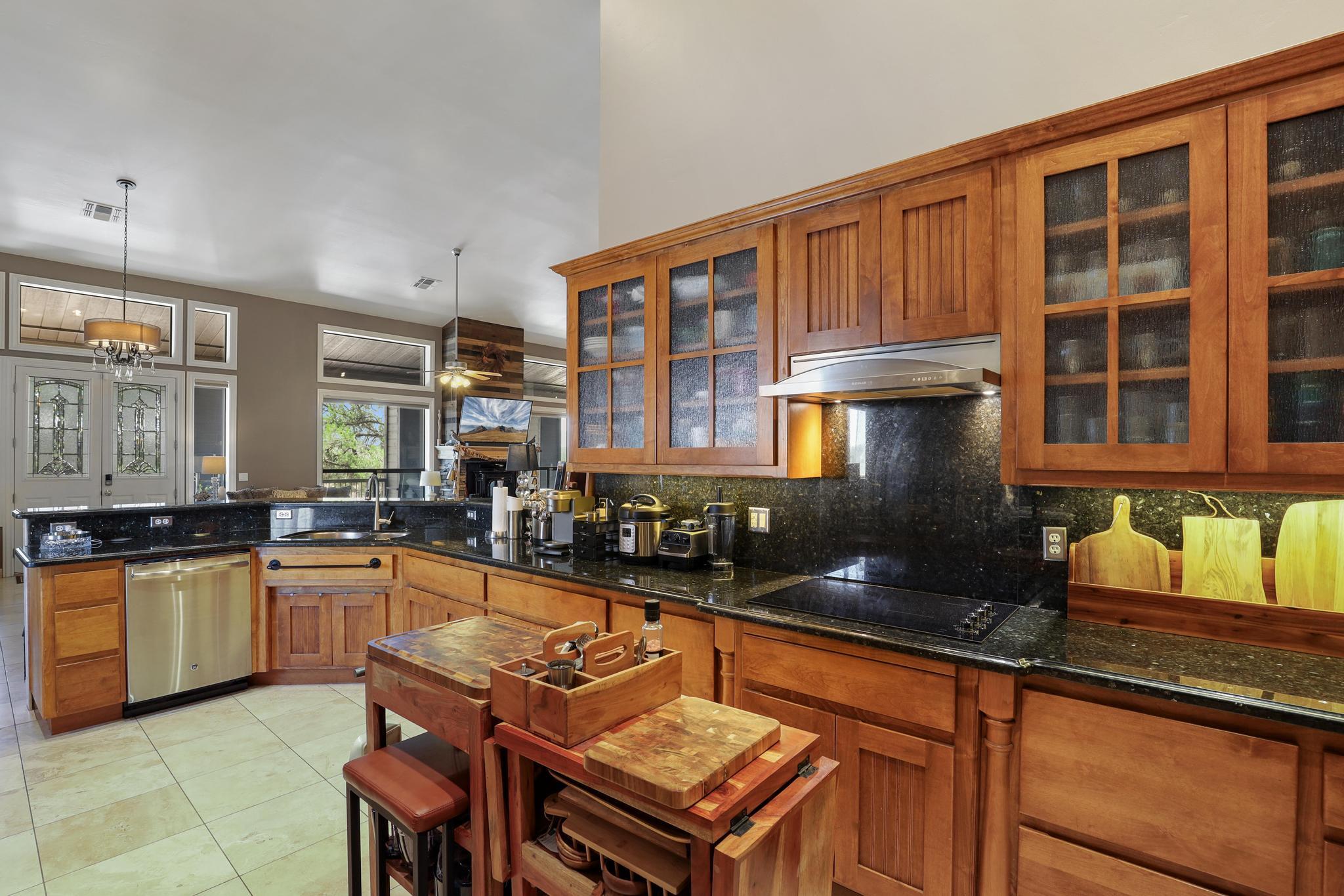 Payson, Arizona, 85541, United States, 4 Bedrooms Bedrooms, ,2 BathroomsBathrooms,Residential,For Sale,1913797