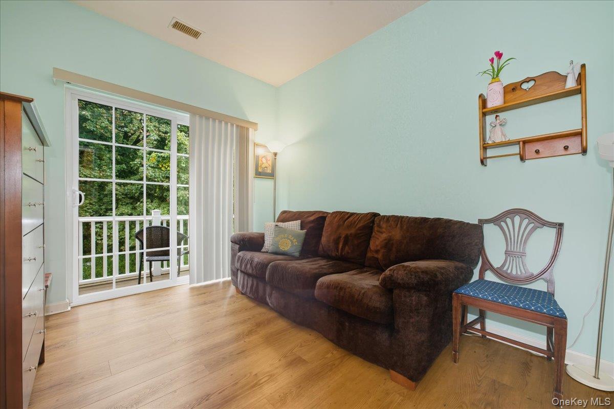 East Meadow, New York, 11554, United States, 2 Bedrooms Bedrooms, ,2 BathroomsBathrooms,Residential,For Sale,1958127