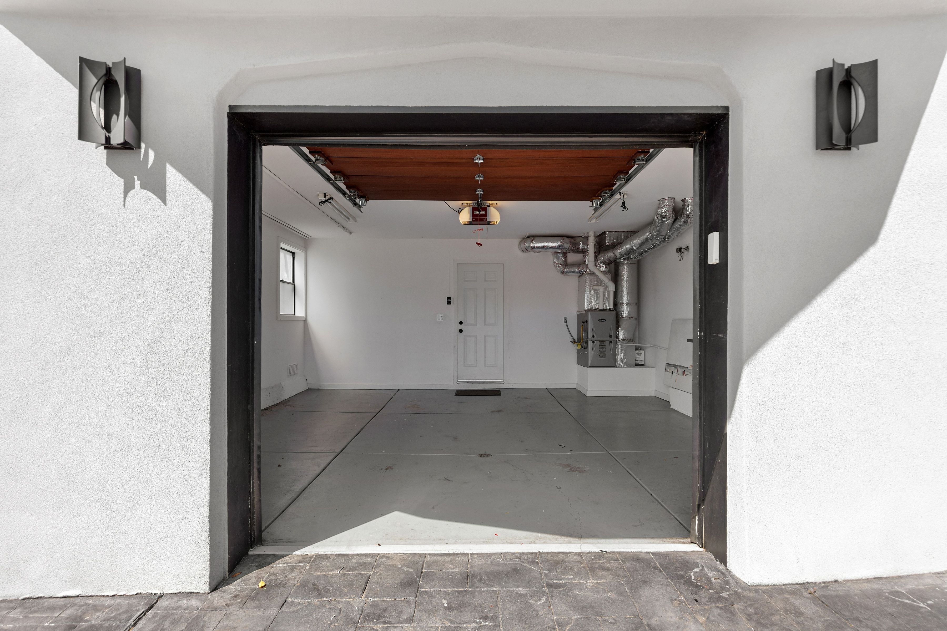  218 Justin Drive - 物件實景
