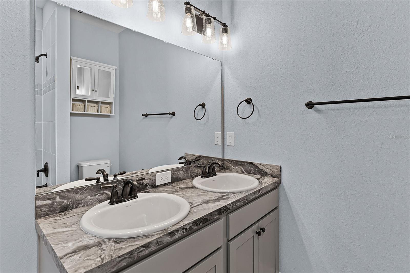 AUBURNDALE, Florida, 33823, United States, 4 Bedrooms Bedrooms, ,3 BathroomsBathrooms,Residential,For Sale,1899734