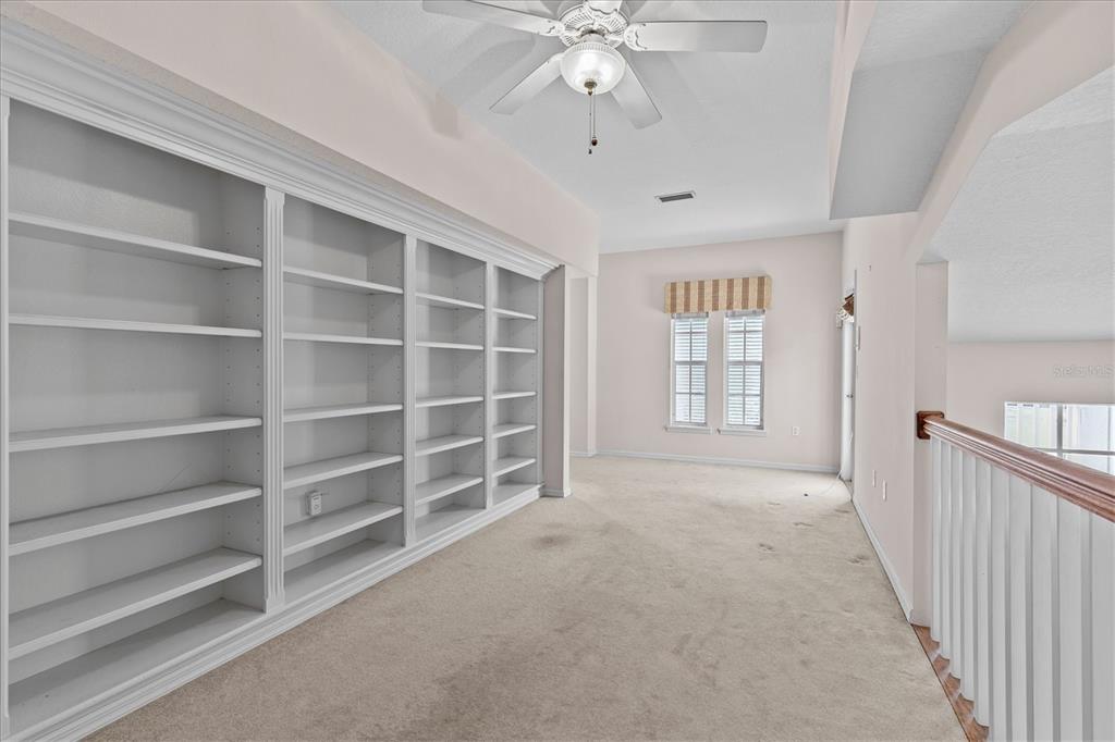 Tarpon Springs, Florida, 34689, United States, 3 Bedrooms Bedrooms, ,3 BathroomsBathrooms,Residential,For Sale,1947969