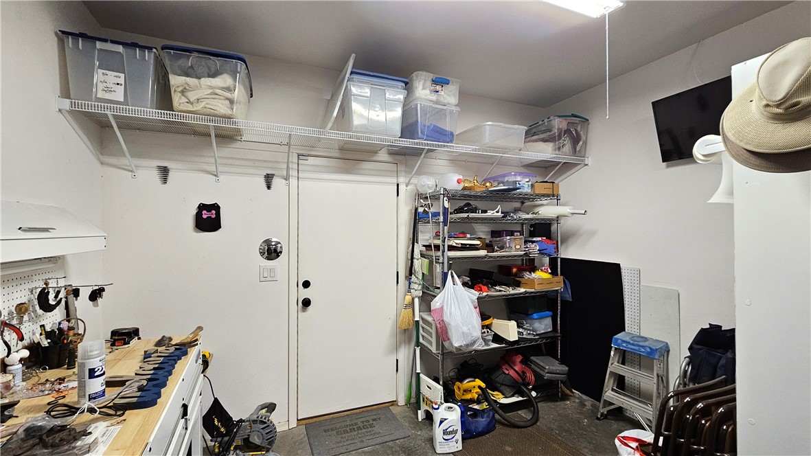 Lake Havasu, Arizona, 86404, United States, 3 Bedrooms Bedrooms, ,2 BathroomsBathrooms,Residential,For Sale,1956180