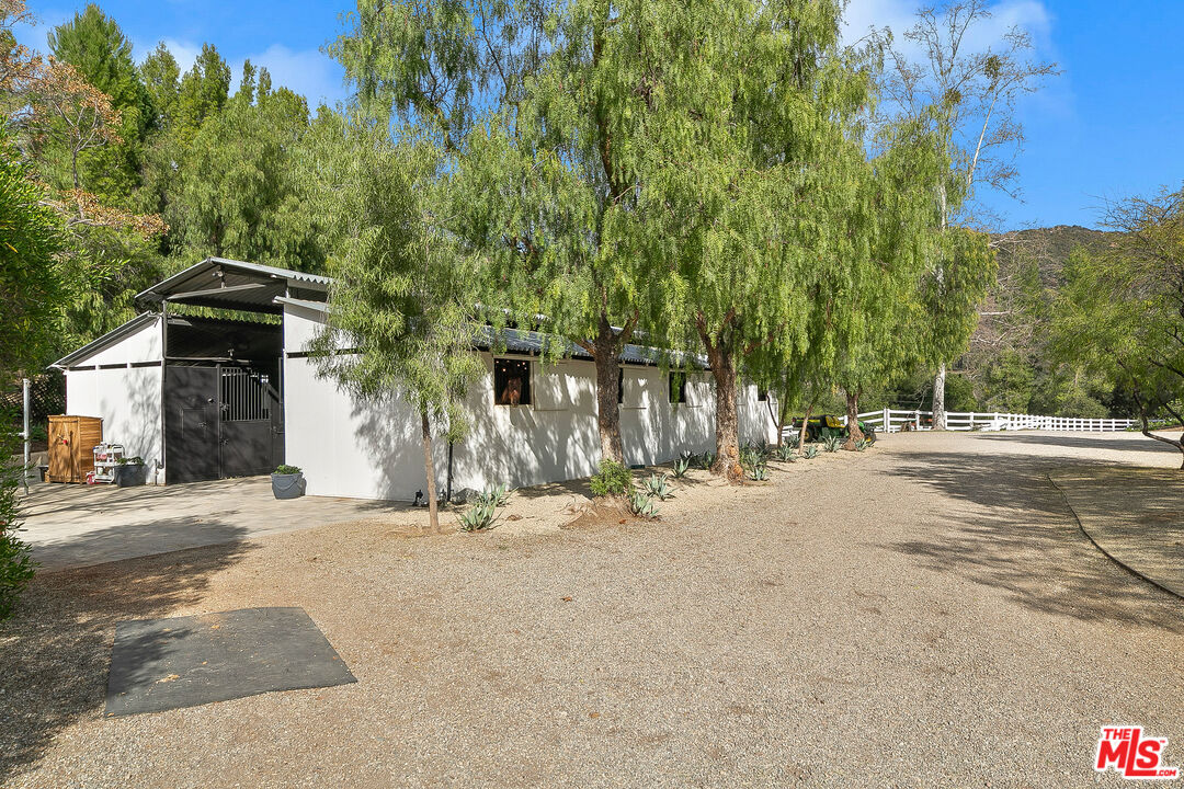 Calabasas, California, 91302, United States, 3 Bedrooms Bedrooms, ,2 BathroomsBathrooms,Residential,For Sale,1723181