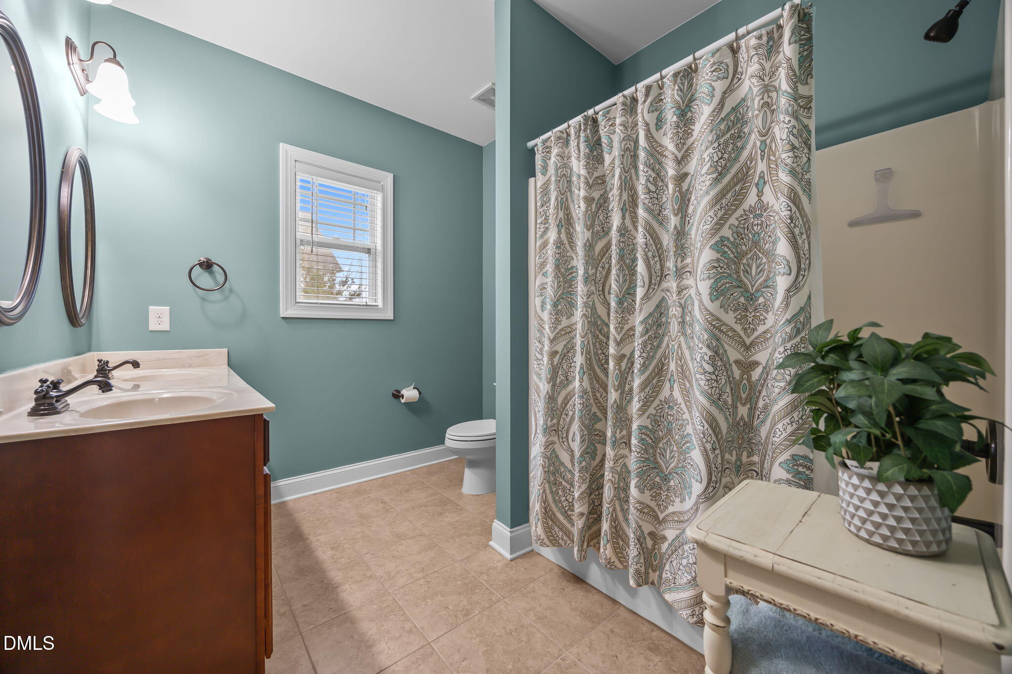 Wake Forest, North Carolina, 27587, United States, 3 Bedrooms Bedrooms, ,3 BathroomsBathrooms,Residential,For Sale,1985038