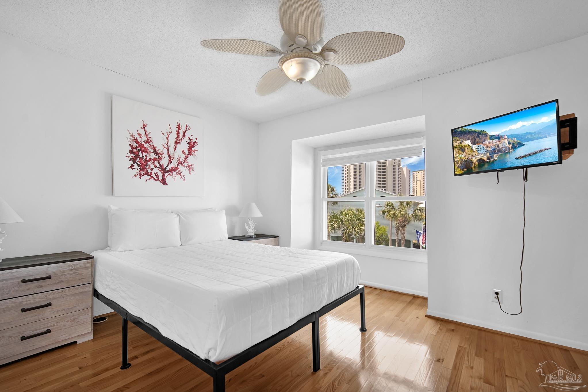 Navarre Beach, Florida, 32566, United States, 2 Bedrooms Bedrooms, ,3 BathroomsBathrooms,Residential,For Sale,1968744