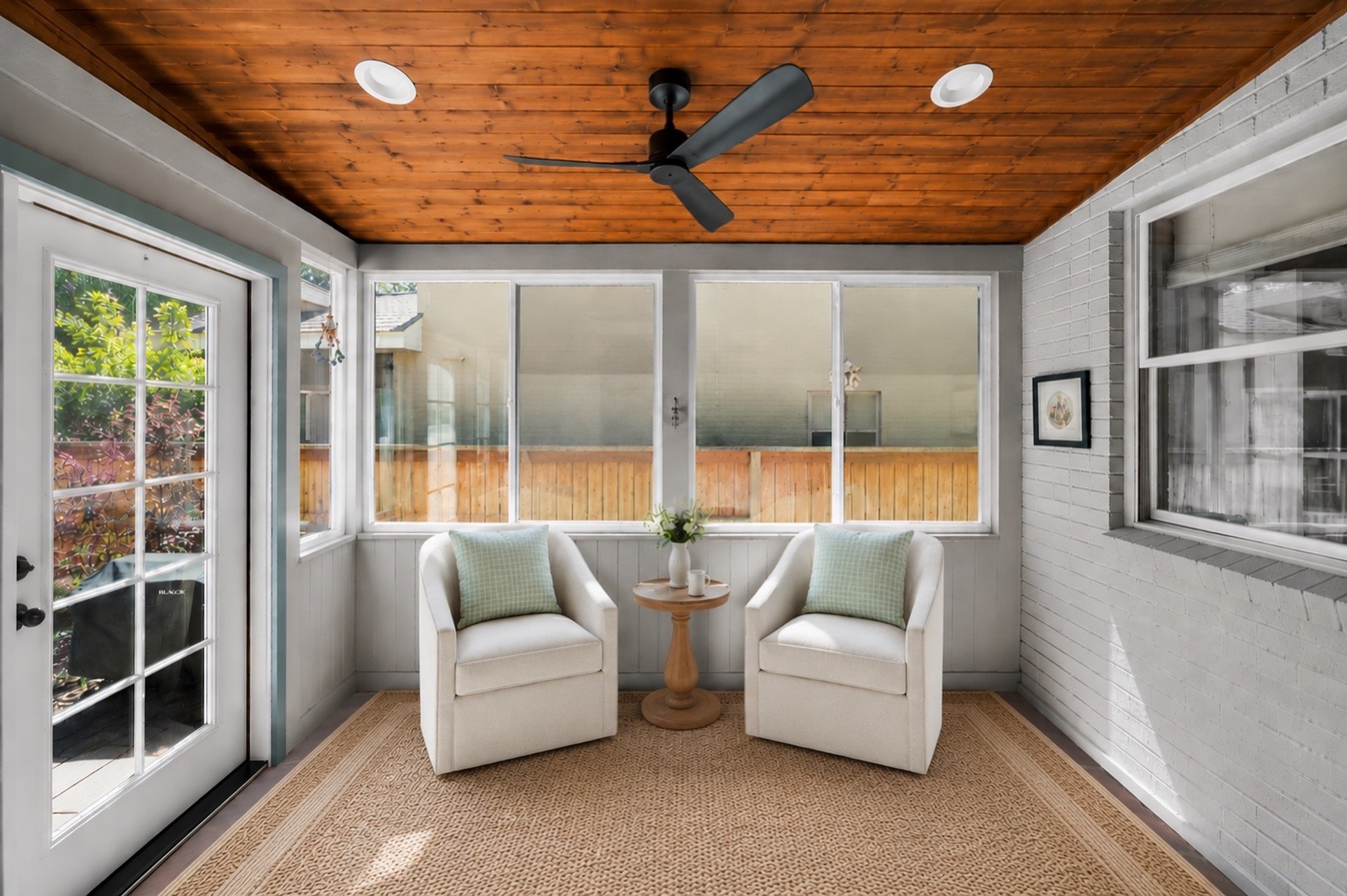 Remodeled Montclair ranch with timeless charm - 物件實景