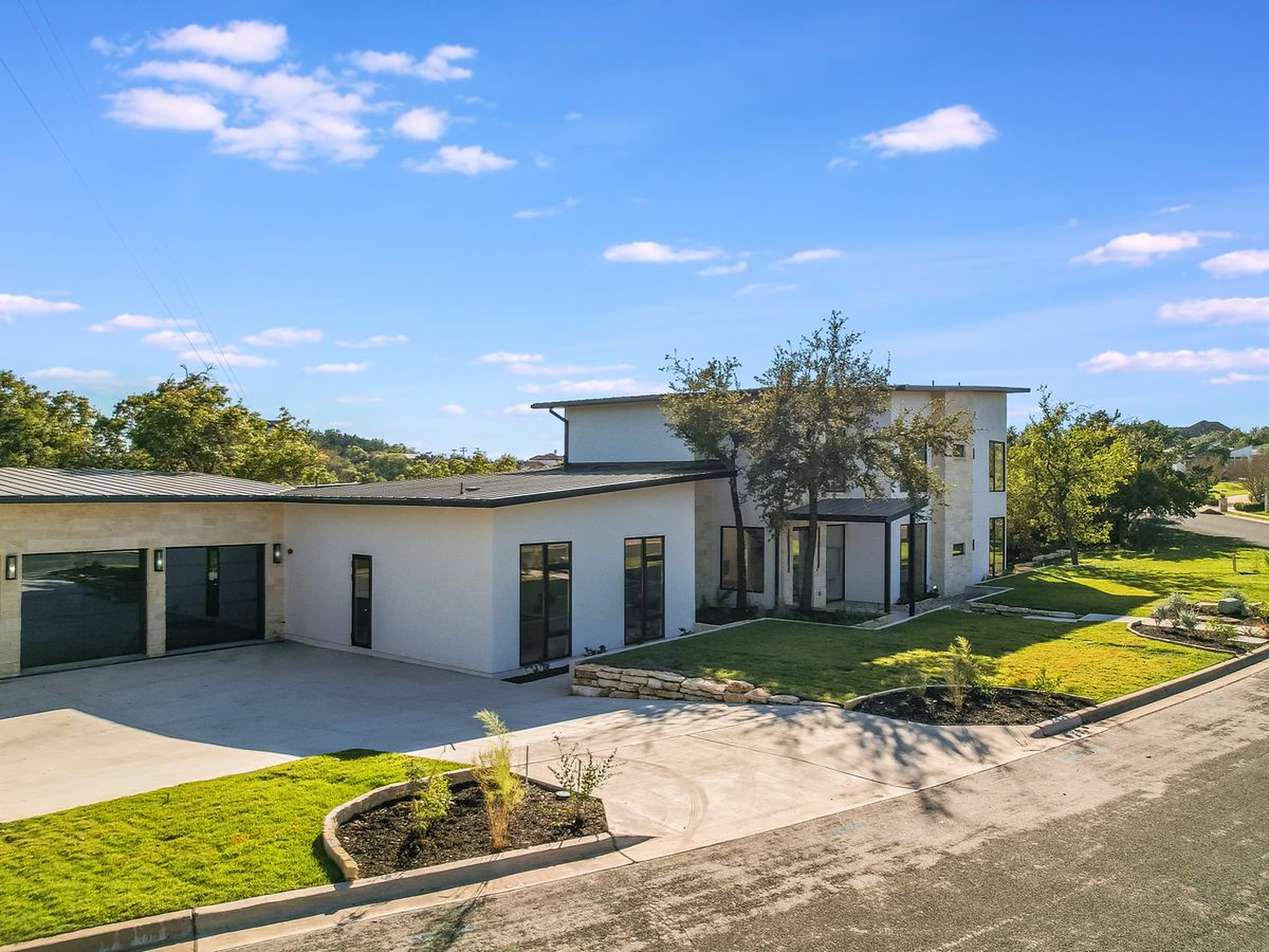  Modern Elegance in Davenport Ranch - 物件實景