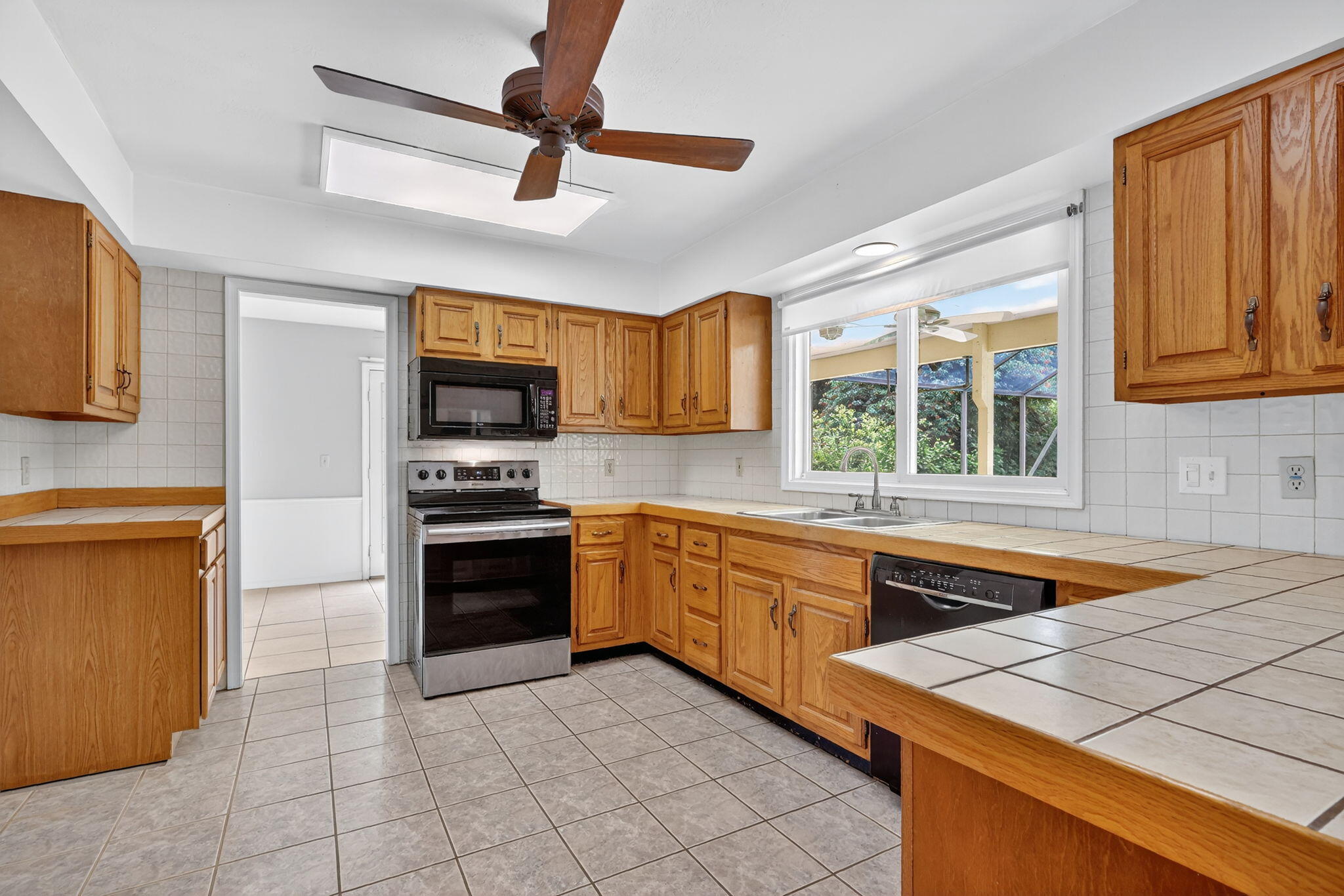 Jensen Beach, Florida, 34957, United States, 3 Bedrooms Bedrooms, ,2 BathroomsBathrooms,Residential,For Sale,1960986